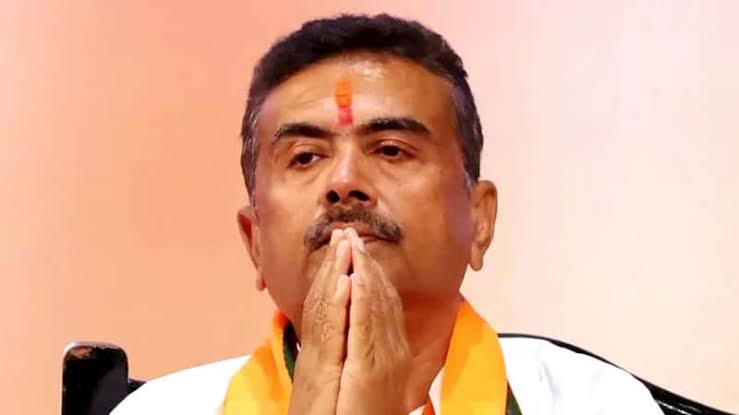 বারুইপুরে নির্যাতিত কিশোরীর পরিবারের পাশে মুখ্যমন্ত্রী, গ্রেপ্তার তিন