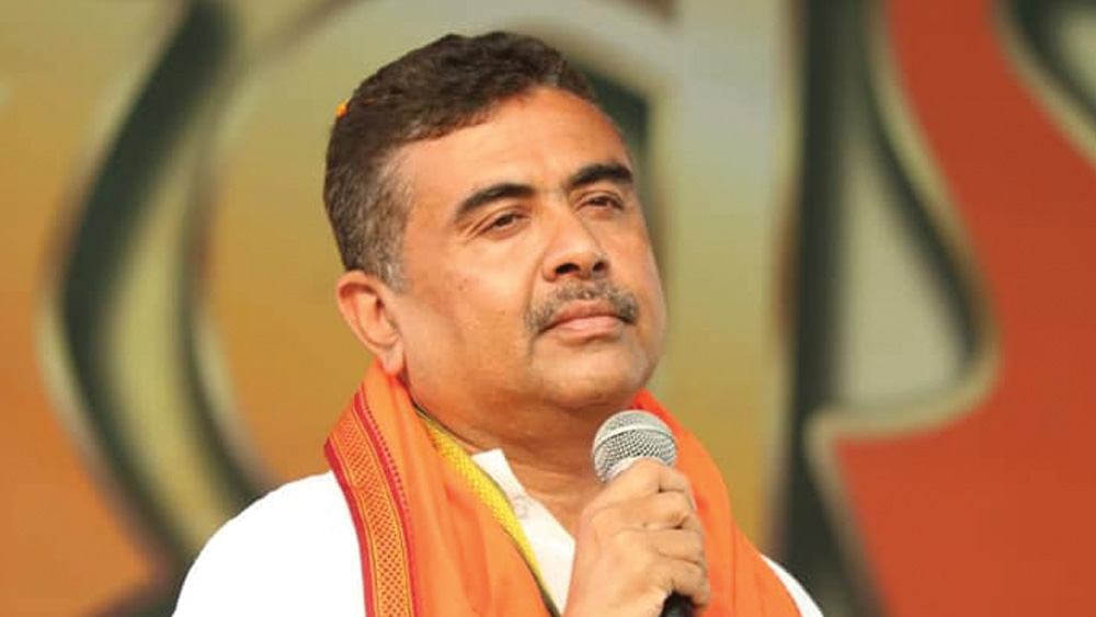 বিমানবন্দরের মসজিদে প্রবেশে কড়াকড়ির পক্ষে শুভেন্দু