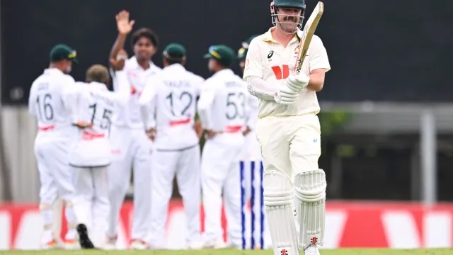 বাংলাদেশের বিরুদ্ধে ব্যাটিং বিপর্যয়, অস্ট্রেলিয়ার ‘মরচে ধরা’ দলকে তীব্র আক্রমণ পন্টিংয়ের