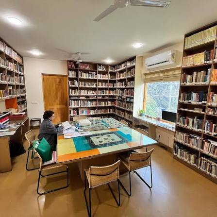  দিল্লির খামারবাড়িতে জ্ঞানচর্চার বিরল ঠিকানা