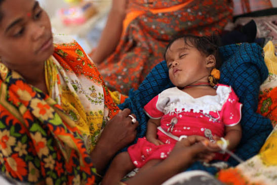 অন্ধ্রের আদিবাসী গ্রামে ম্যালেরিয়ার ওষুধ খেয়ে শিশুর মৃত্যু, অসুস্থ প্রায় ৭০ জন