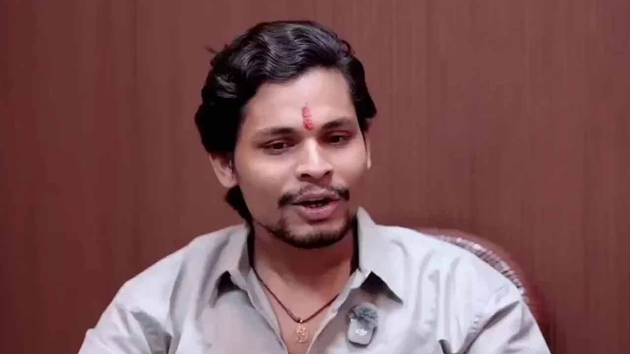 সমাজমাধ‍্যমে বুলি আওড়ে আপাতত গারদে