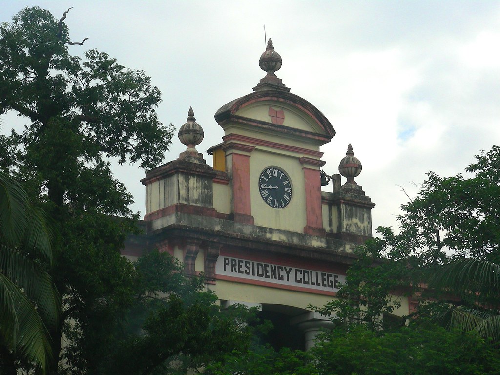 চুপিসারে চলে গেলেন মাস্টারমশাই
