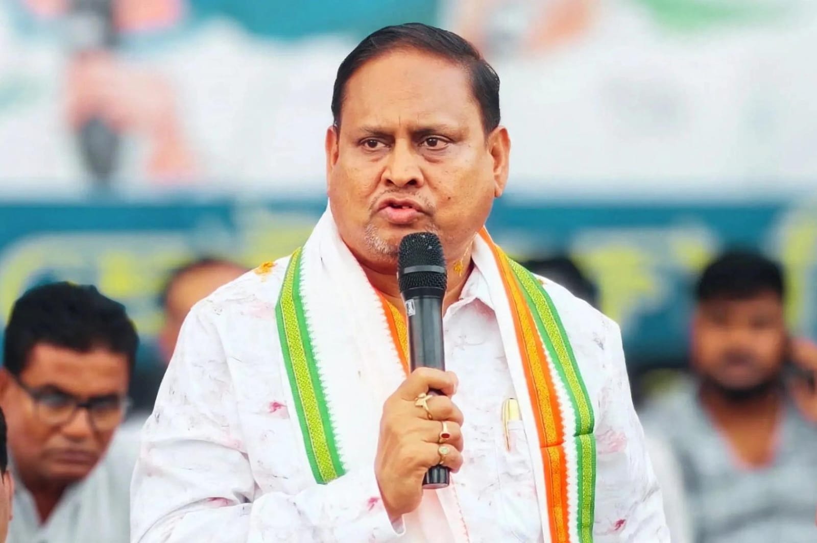 ‘এখন মসজিদ-মন্দিরের সময় নয়’: রেজিনগরে উন্নয়নের সুর বিজেপির, ভয় দেখানোর অভিযোগ হুমায়ুনের
