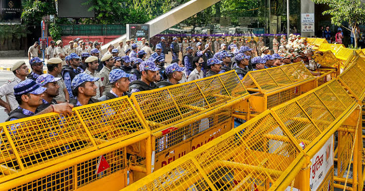 ১০ অক্টোবরের বিক্ষোভের আগে ভাবমূর্তি রক্ষায় প্রচার বাড়াল দিল্লি পুলিশ, চিহ্নিত ৫০০ ব্যক্তি ও ২০০ চ্যানেল