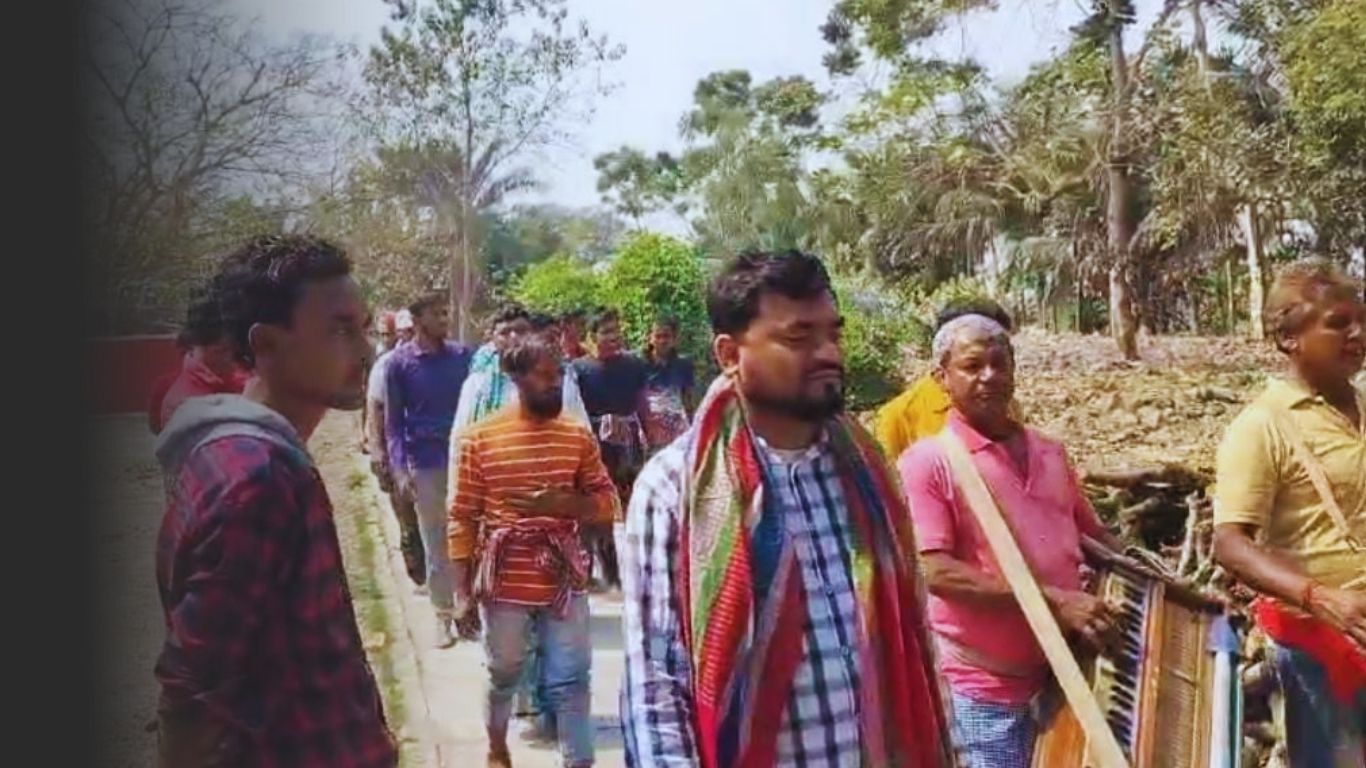 ধর্মের ঊর্ধ্বে মানবতা, দত্তপুকুরের ঘটনায় সম্প্রীতির চিত্র