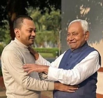 এবার কী তবে নীতিশ পুত্রের অভিষেক?