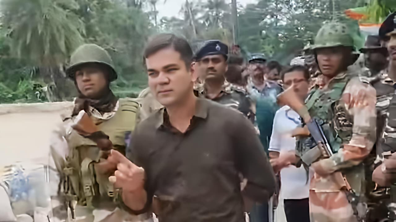 বাংলার ভোটে যোগীর ‘সিংহম’’