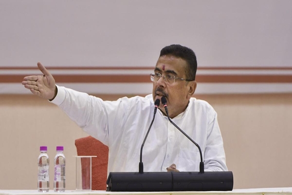 হারানো সংসদীয় সংস্কৃতির ক্ষীণ প্রতিধ্বনি বিধানসভায়
